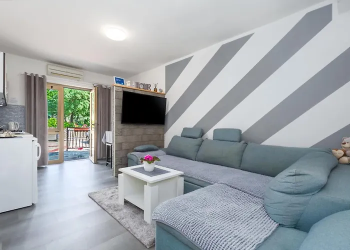 Apartment 50 Shades Of Grey Porec